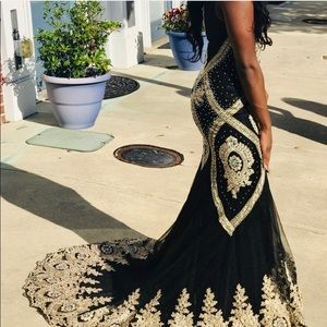 SHAIL K.Stunning Rhinestone Sequins Evening Gown💕